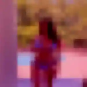 Rejoins Djamila, 23 ans à Saint-Julien-des-Landes en t'inscrivant