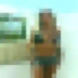 Belle Ursule, 24 ans à Saint-Julien-du-Sault - voir sa photo