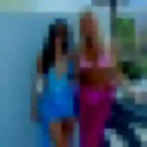 Emma (43 ans) à Saint-Julien-les-Villas propose une rencontre aujourd'hui