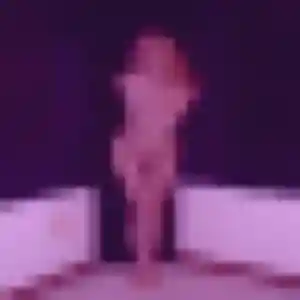 Photo de Axelle à Saint-Julien-sur-Sarthe (22 ans) - plan cul gratuit