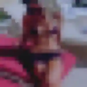 Charlene, 34 ans, en ligne à Saint-Just-Luzac pour une rencontre coquine
