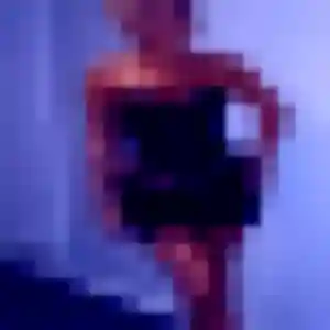 Elsa, 24 ans, en ligne à Saint-Maixent-l'École pour une rencontre coquine
