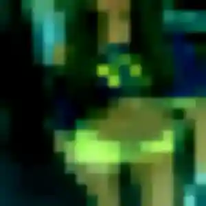 Charmante Amandine, 27 ans à Saint-Maixent-sur-Vie - la contacter