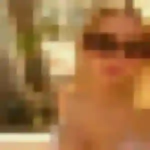 Photo de Sophie à Saint-Malô-du-Bois (40 ans) - plan cul anonyme