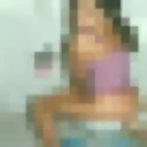 Albane (37 ans) à Saint-Malon-sur-Mel attend une rencontre ce soir