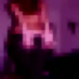 Romane, 23 ans, disponible à Saint-Mamet-la-Salvetat pour une rencontre coquine
