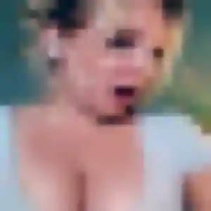 Photo privée de Monique, 27 ans à Saint-Mammès - plan discret