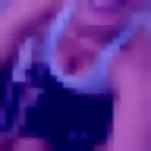 Lola, 24 ans, dispo pour plan cul à Saint-Martin-de-la-Porte