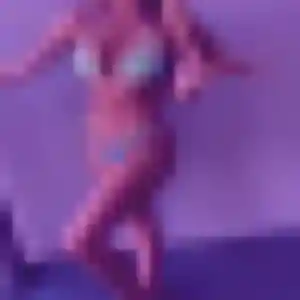 Rejoins Oriane, 35 ans à Saint-Martin-des-Entrées en t'inscrivant