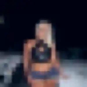 Jade, femme de 45 ans propose plan cul à Saint-Martin-du-Manoir