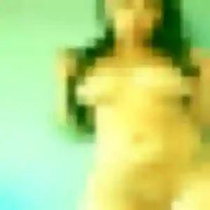 Profil de Sylvie à Saint-Martin-la-Garenne (24 ans) - plan cul anonyme