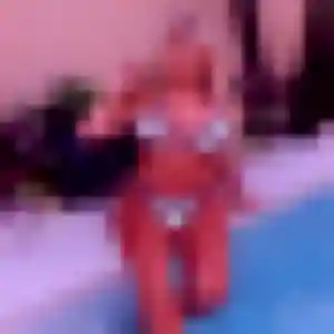 Nadege, femme de 22 ans propose plan cul à Saint-Martin-le-Vinoux