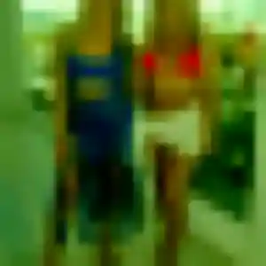 Contacte Simone, 28 ans à Saint-Martin-sur-le-Pré en privé