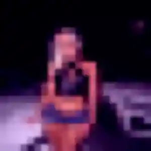 Prisca, 28 ans, disponible à Saint-Maurice-en-Gourgois pour un plan cul