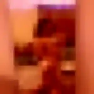 Renee (22 ans) à Saint-Maurice-lès-Châteauneuf attend une rencontre ce soir