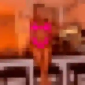 Yasmine, 22 ans, veut un plan cul à Saint-Médard-de-Mussidan