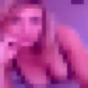 Photo exclusive de Henriette, 22 ans à Saint-Mitre-les-Remparts - rencontre coquine