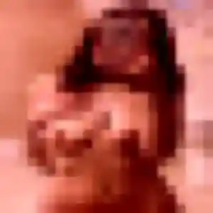 Anne-Sophie, 41 ans, en ligne à Saint-Onen-la-Chapelle pour une rencontre coquine