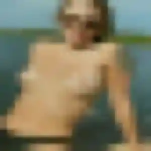 Vanessa, 29 ans, en ligne à Saint-Onen-la-Chapelle pour un plan cul