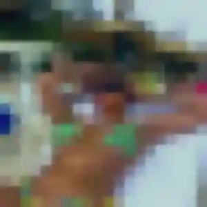 Camille de Saint-Ouen-les-Vignes, 44 ans - plan cul sans prise de tête