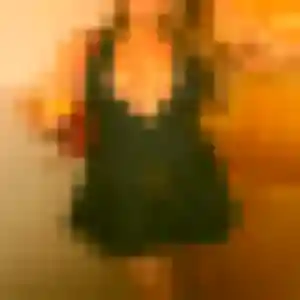 Photo exclusive de Zina, 40 ans à Saint-Paul - plan discret