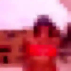 Contacte Zoe, 29 ans à Saint-Paul-en-Born gratuitement