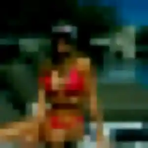 Corinne, 23 ans, en ligne à Saint-Paul-Flaugnac pour un plan cul