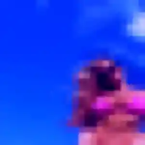 Coralie, 22 ans, disponible à Saint-Pierre-de-Bailleul pour une rencontre coquine