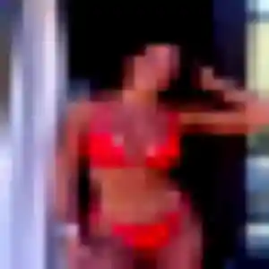 Doriane (36 ans) à Saint-Pierre-de-Lages cherche un plan cul maintenant