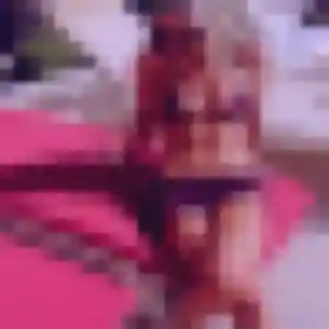 Claire, 30 ans, connectée à Saint-Pierre-de-Varennes pour un plan cul