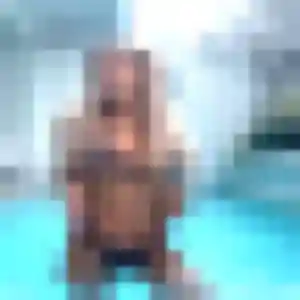 Orianne, 22 ans, connectée à Saint-Pierre-des-Fleurs pour une rencontre coquine