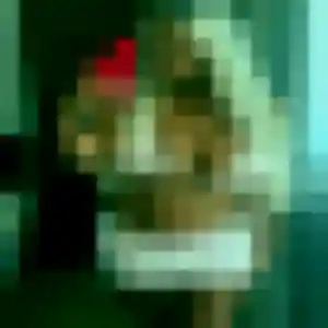 Laure, 38 ans, en ligne à Saint-Pierre-es-Champs pour une rencontre coquine