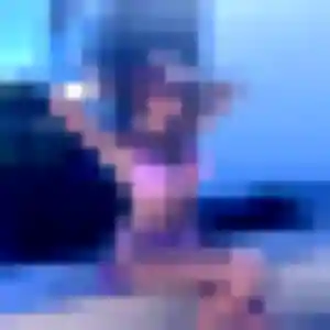 Iris (38 ans) à Saint-Priest-des-Champs cherche une rencontre ce soir