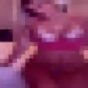Lise, 34 ans, disponible à Saint-Priest-sous-Aixe pour un plan cul