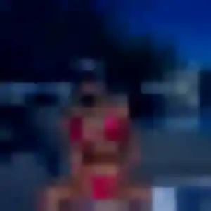 Maiwenn (29 ans) à Saint-Prix propose une rencontre ce soir