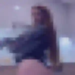 Axelle de Saint-Pryvé-Saint-Mesmin, 34 ans - plan cul discret