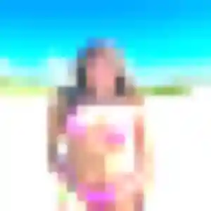 Veronique, 22 ans, en ligne à Saint-Quay-Perros pour une rencontre coquine