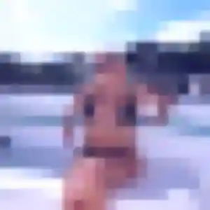 Corinne, 26 ans, connectée à Saint-Rémy-de-Sillé pour une rencontre coquine