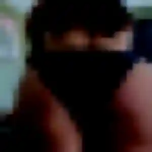 Anne-Sophie, 30 ans, dispo pour plan cul à Saint-Rémy-sur-Avre