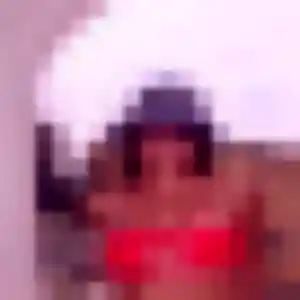 Maya, 30 ans, connectée à Saint-Riquier pour une rencontre coquine