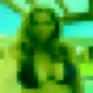 Joelle, 26 ans, en ligne à Saint-Romain-de-Colbosc pour une rencontre coquine