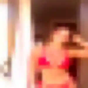 Charmante Sandrine, 31 ans à Saint-Romain-en-Gal - découvrir son profil