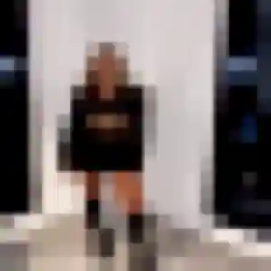 Zoe, 42 ans, disponible à Saint-Romain-sur-Cher pour un plan cul