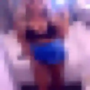 Alicia, femme de 33 ans propose plan cul à Saint-Sauveur-sur-École