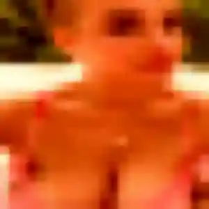 Photo de Margot à Saint-Seurin-de-Cadourne (25 ans) - plan cul sans inscription