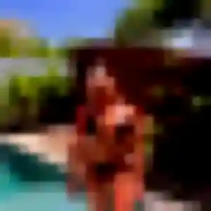 Lou-Anne, 23 ans, dispo pour plan cul à Saint-Symphorien