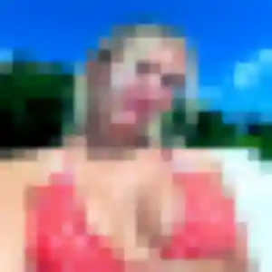 Oceane de Saint-Trojan-les-Bains, 25 ans - plan cul sans prise de tête