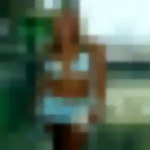 Charmante Axelle, 33 ans à Saint-Tropez - la contacter