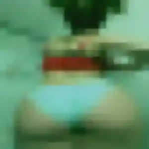 Florence (24 ans) à Saint-Urbain cherche une rencontre maintenant
