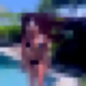 Charmante Simone, 24 ans à Saint-Vincent-de-Paul - la contacter